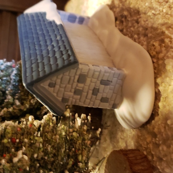 DEPARTMENT 56 - Alpine Village Sign - Retired Piece - In Original Box - Picture 3 of 6